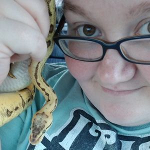 Meet your Posher, Elizabeth